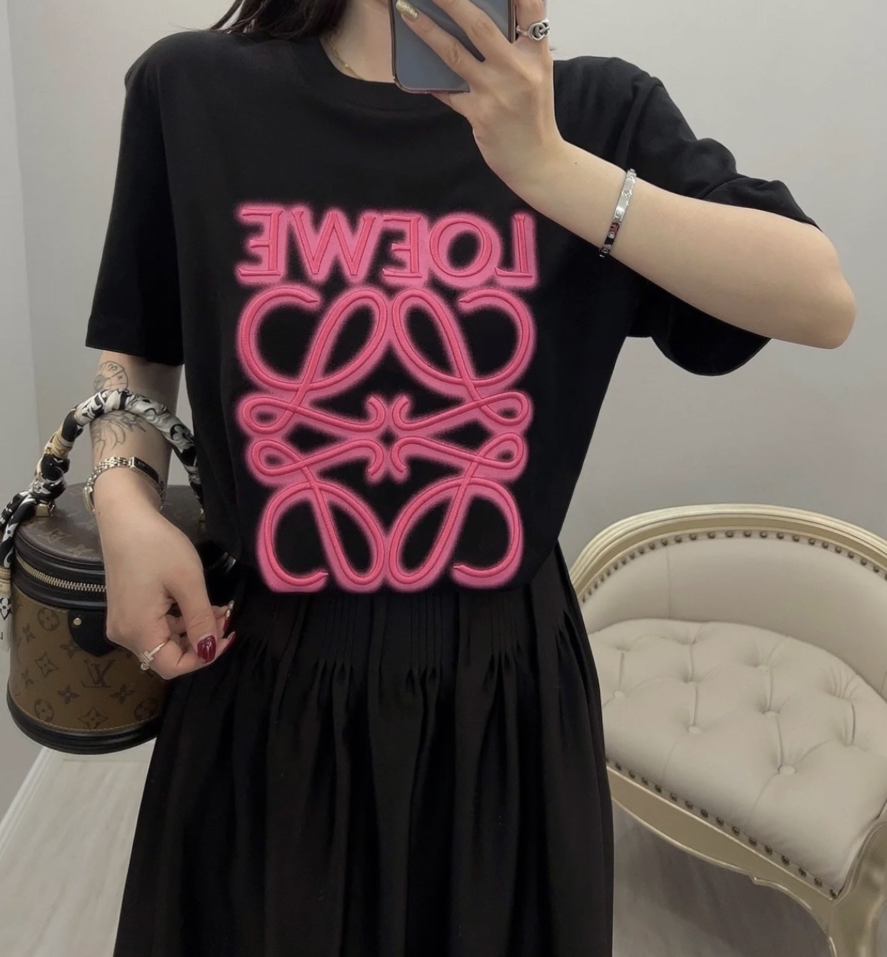LOEWE印花+刺绣T恤，原版定制！