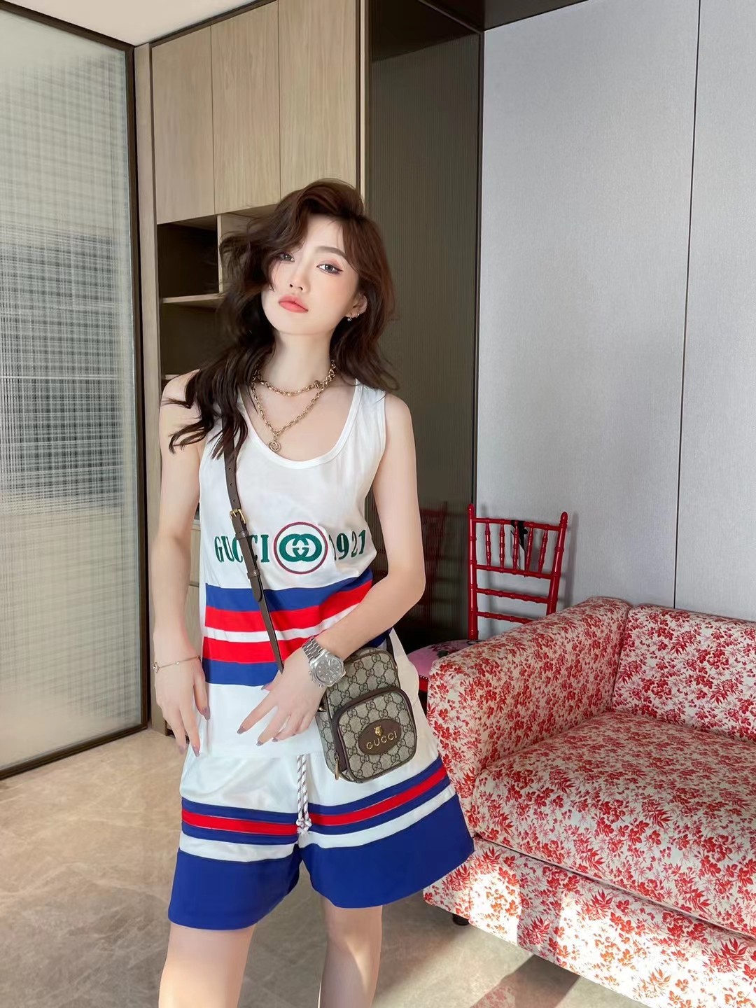 古驰GUCCI字母刺绣背心
